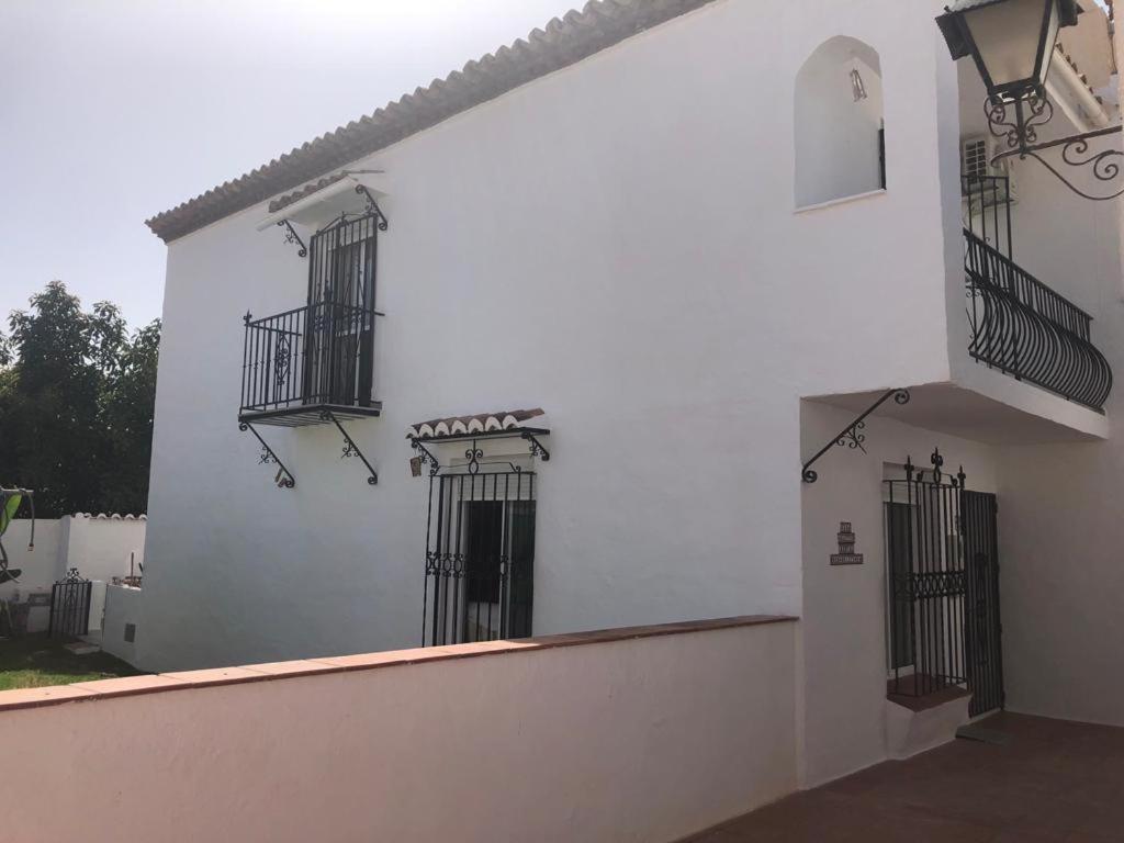 Nueva Nerja Pueblo Andaluz Casa Grafton Villa ภายนอก รูปภาพ